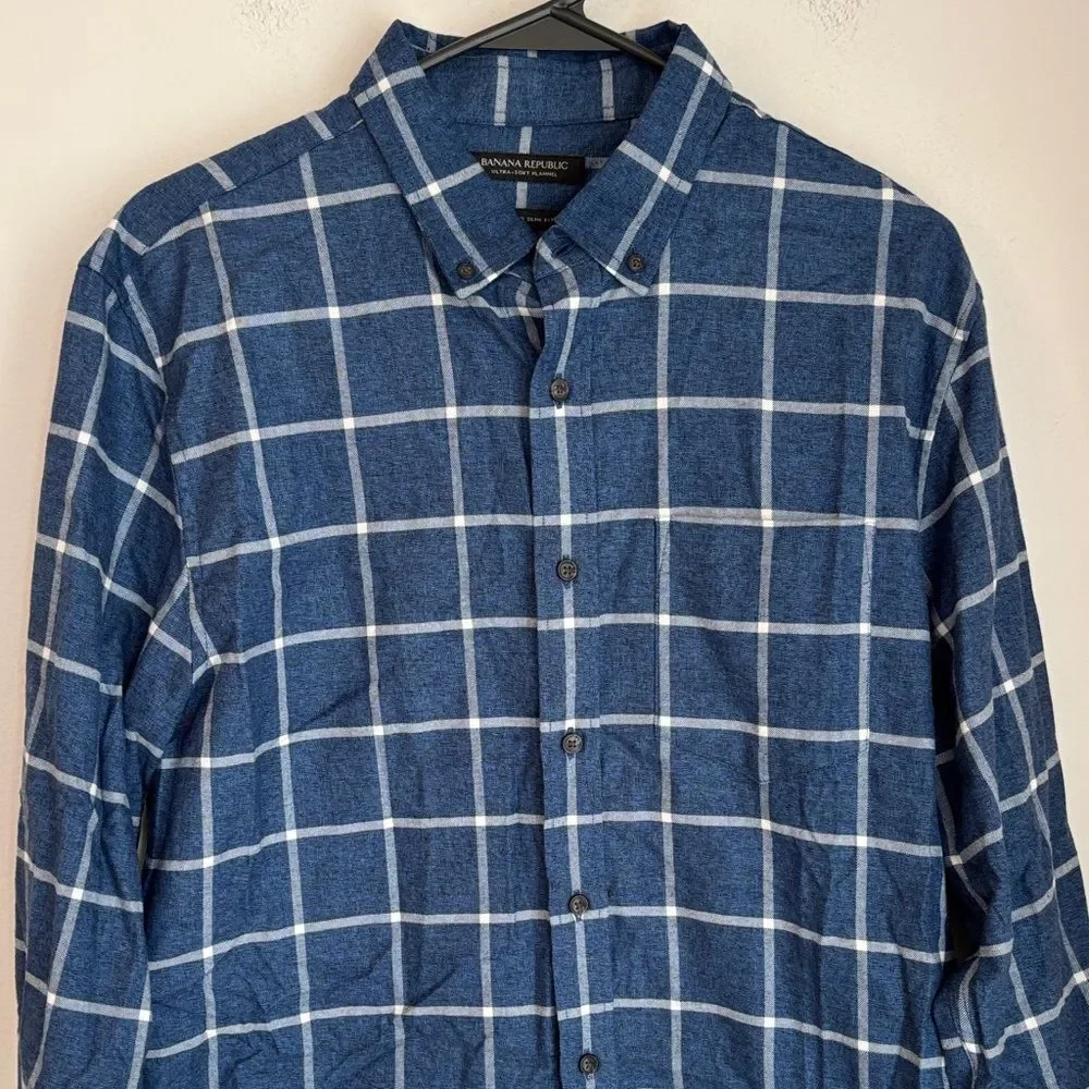 Banana Republic ultra soft flannel Plaid checkered Men's button down Shirt M NWT
